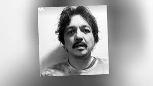 Emran mengahwini laudya pada 8 september 2017, namun perkahwinan mereka hanya bertahan selama dua tahun sebelum mengambil keputusan bercerai secara baik. Engku Emran Tampil Berbeza