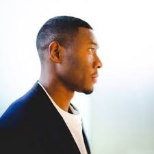 The holding midfield role has undisputedly been casemiro 's since 2015. 5dayoirchpfpwm