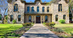 Barons creekside, a swiss owned and operated property is truly a special, romantic getaway! 16 Best Fredericksburg Vacation Rentals From 180 Night Kayak