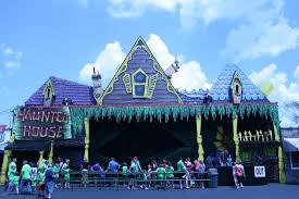 Its primary industries were steel processing, shipping, and transportation, but in the last few decades health care, tourism, and finance are the primary industries. Filthy Review Of Camden Park Huntington Wv Tripadvisor