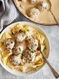 Swedish Meatballs With Cream Of Mushroom Soup Where The Mushroom Soup Adds Depth And Richness To Th Creamed Mushrooms Delicious Healthy Recipes Cooking Recipes