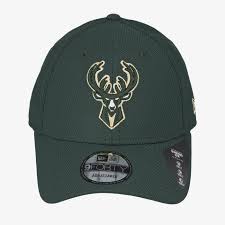 What is the salary cap for the milwaukee bucks? New Era Mutze Diamond Era 9forty Bucks Milwaukee Bucks Otc 12490289 Grun 26 99 Caps Sizeer De