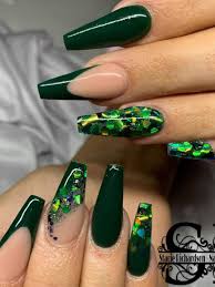 Go abstract or the funky motifs we know so well. Dark Green Nails Ideas To Consider For 2020 Stylish Belles Green Acrylic Nails Green Nail Designs Dark Green Nails