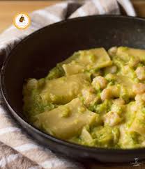 Paccheri Con Crema Di Zucchine E Gamberetti Ricette Ricette Di Cucina Ricette Con Gamberetti