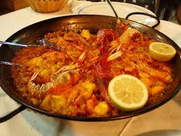 Excelente la ensalada de pimientos sola o, también muy recomendable, para mezclar con los chanquetes. Paella De Mariscos Picture Of Casa Juan Los Mellizos Torremolinos Tripadvisor