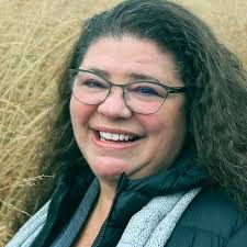 Deborah Nardone's Instagram, Twitter & Facebook