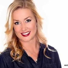 Mrs. Adrienne Maxwell (adythelady)