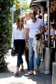 Stella Banderas Has Lunch With Her Father Antonio Banderas 11 Gotceleb Stella banderas is a spanish actress who is best recognized for her performances in verrückt in alabama (1999) and the 61st annual golden globe awards (2004). lunch with her father antonio banderas