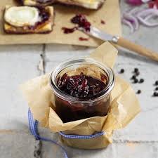Zwiebelconfit Die Herzhafte Konfiture Aus Frankreich Wird Klassisch Zu Ganseleber Serviert Passt Aber Auch Perfekt Zu Dun Zwiebelconfit Rezepte Leckeres Essen