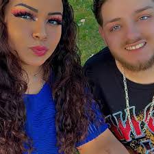 Sara Redwine's Instagram, Twitter & Facebook