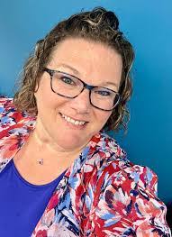 Rachel Abrahams's Instagram, Twitter & Facebook