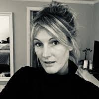 Anna Hellman's Instagram, Twitter & Facebook