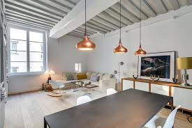Plafond Poutre Apparente Pour Creer Un Interieur De Charme Comment Amenager Un Petit Appartement Appartement Design Petit Appartement