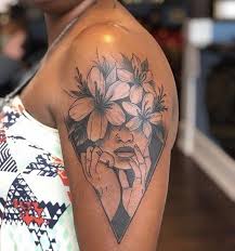 Tattoos On Black Women Dark Skin Tattoos On Black Women Dark Skin Stylist Tattoos Black Girls With Tattoos Afro Tattoo