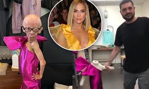 Jennifer Lopez S Stylist Presents Adalia Who Suffers From Progeria With Her Dream Wardrobe Daily Mail Online