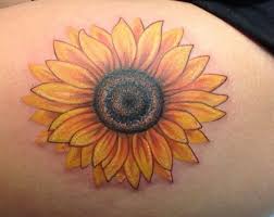 Si hos gustan los tatuajes en el pezón mirar mucho más abajo que encontrareis más entradas. Significado Del Tatuaje Del Girasol Con Fotos