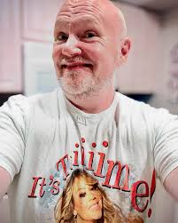 IT'S TIIIIME! 🎄 Walking in to see Mariah Carey VIP in the front row in my  sparkly butterfly shoes. I read Unpacked Sparkle for the first time in  YEARS this week and