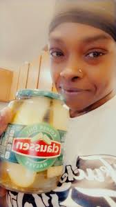 Pickle themed cup discussion and enthusiast sharing