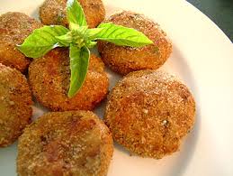 Namun ada juga perkedel jagung yang bahan utamanya menggunakan jagung manis dan tepung terigu. Resep Membuat Perkedel Kentang Daging Kelapa