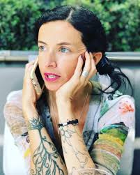 Exesposa del actor Luis Gnecco le responde por Twitter — Radio Imagina