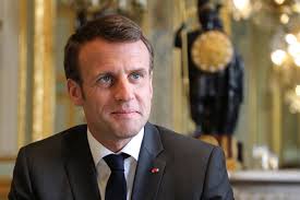 Emmanuel macron, president of france, met in carbis bay, uk on june 12, 2021 on the margins of the g7. Grand Debat Emmanuel Macron Annoncera Lundi A 20h Les Chantiers Prioritaires