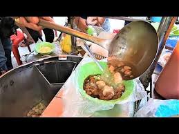 Filipino Street Food Beef Pares Mami Beef Stew Rice And Noodles Youtube Filipino Street Food Street Food Beef Pares