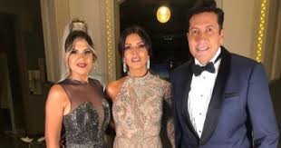 لا معنى للحياة بدون تفاؤل وأمل، لن تكون حياة بل جحيم وعذاب، وما أجملها بهم. Ø£Ù…Ù„ Ø¨ÙˆØ´ÙˆØ´Ø© ØªØºØ§Ø¯Ø± Ø§Ù„Ø¬ÙˆÙ†Ø© Ø¨Ø¹Ø¯ Ø­Ø¶ÙˆØ± Ø­ÙÙ„ Ø§ÙØªØªØ§Ø­ Ø§Ù„Ù…Ù‡Ø±Ø¬Ø§Ù† Ø§Ù„ÙŠÙˆÙ… Ø§Ù„Ø³Ø§Ø¨Ø¹