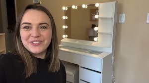 Amazon.com: ANWBROAD Escritorio de tocador de 35.4 pulgadas con espejo y  luces, mesa de tocador de maquillaje con tapa de cristal, 5 cajones, 3  estantes de almacenamiento, taburete pequeño blanco, 3 modos