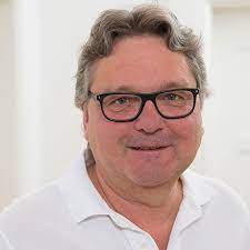 Decker tying you up for a little q&a session, where he confesses to the murders. Clinic Dr Decker Arzteteam