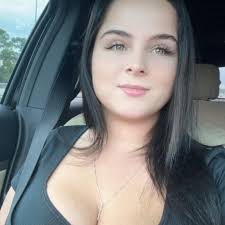 HAVE A FREAKIN GREAT DAY❤️ I started mine off with CHOCCY MILKKK😍  #instamusic #countrymusic