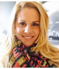 Carrie Reuter's Instagram, Twitter & Facebook