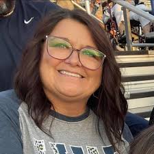 Does anybody else's knee pop or click after knee replacement surgery?