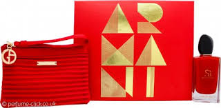 Red to wish you good and positiveness says giorgio armani. Giorgio Armani Si Passione Gift Set 100ml Edp Beauty Bag