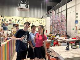 Thumbs up for Daphy's in San Jose, Costa Rica. Daphy's café. Open until  8pm. Yummy poke bowls and paninis.