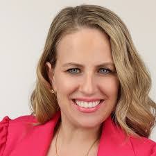 Marci Graham's Instagram, Twitter & Facebook