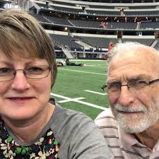 I used my three point hitch reciever for the first time today and boy was I  tickled with it !! Handier than a pocket