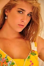 Nicole Carver's Instagram, Twitter & Facebook