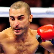 Guillermo rigondeaux ortiz is a cuban professional boxer. Vic Darchinyan Net Worth