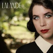 Laura Pinckney's Instagram, Twitter & Facebook