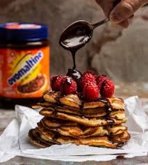 Ovaltine (also known by its original name ovomaltine) is a brand of milk flavoring product made with malt extract (except in the blue packaging in the united states), sugar (except in switzerland), and whey. Rezepte Ovomaltine De