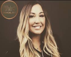 Brandi Weldon's Instagram, Twitter & Facebook