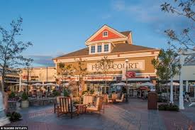 To access the details of the store (locations, store hours, website and current deals) click on the location or the store i want to receive the latest christmas tree shops catalogues and exclusive offers from tiendeo in riverhead ny. New York Discount Shopping Outlet Shopping Savings Tips Usa