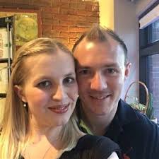 Naomi Dickens's Instagram, Twitter & Facebook