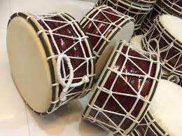 Nah, inilah yang menambah keberanekaragaman salah satu alat musik yang digunakan untuk mengiringi gamelan yakni gendang. 16 Jenis Alat Musik Membranophone Modern Dan Tradisional Alatmusik Id