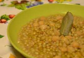 I ceci si possono preparare lessati per zuppe e vellutate. Come Cucinare La Cuccia Con I Ceci Come Fare Cosa Fare