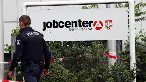 Wie bei hartz iv das vermögen angerechnet wird uvm. Hartz Iv Auszahlung 2020 Alg Ii Auszahlungstermine Hartz4antrag De