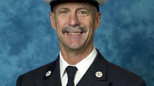 17 divers search lake for signs of Southfield fire chief