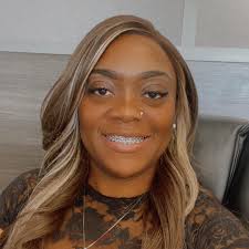 Happy Thursday! 😊 Today is a day that will never be repeated. Enjoy and  make the most of it! 💜💜 @highlight