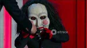 Jun 12, 2021 · un n. Vino Caracterizado Como El Personaje De El Juego De Miedo Youtube