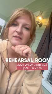 Solid night opening up for @jdw_music at the legendary @neonmoonclub with  the Mean Streak⚡️🙌🏻⚡️. . . aaaaaaand ya gotta love some solid bathroom  advice 💪🏼 Next, I'll be going